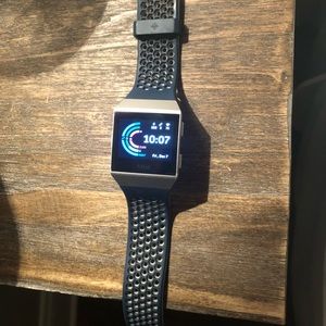Fitbit ionic “adidas edition”